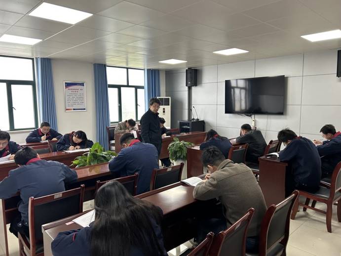 建材公司、檢測(cè)公司聯(lián)合開展管理人員業(yè)務(wù)提升考試